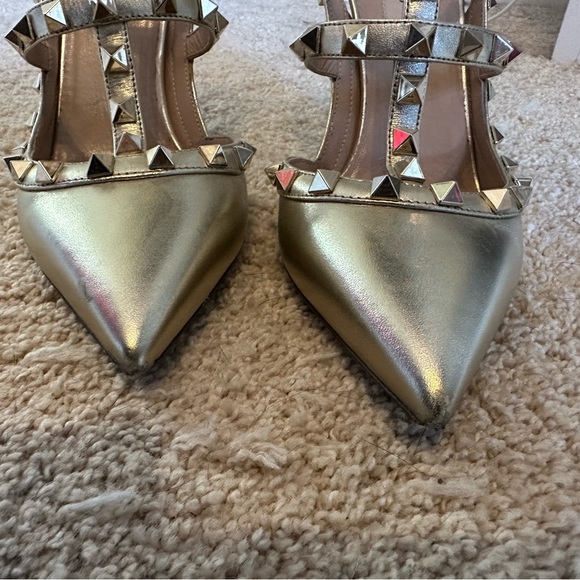 Gold Valentino rock stud caged pump size 38 - Picture 2 of 9